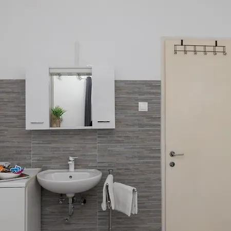 Apartmán Bradas-double With Shared Bathroom No3