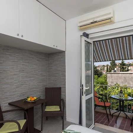 Bradas-double With Shared Bathroom No3 Appartamento *